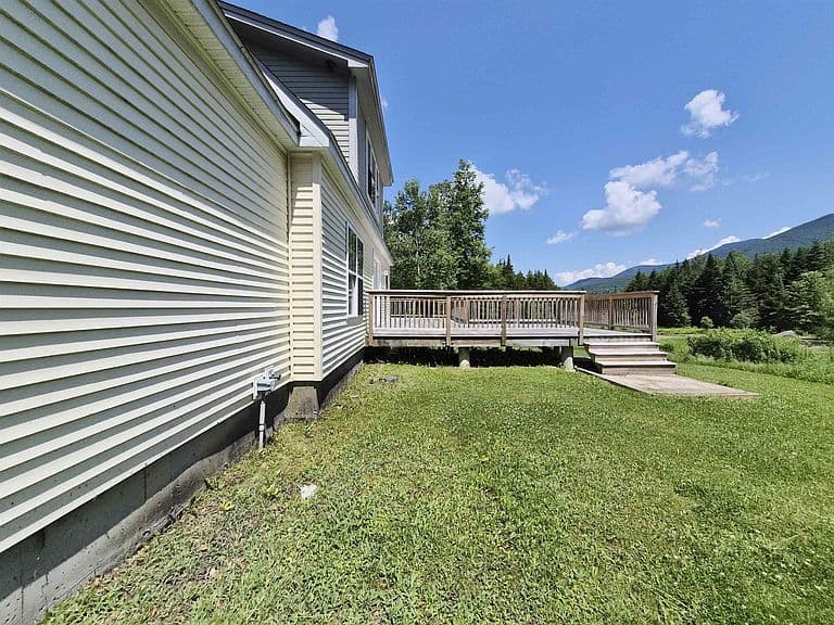 1576 Ripley Road photo 5