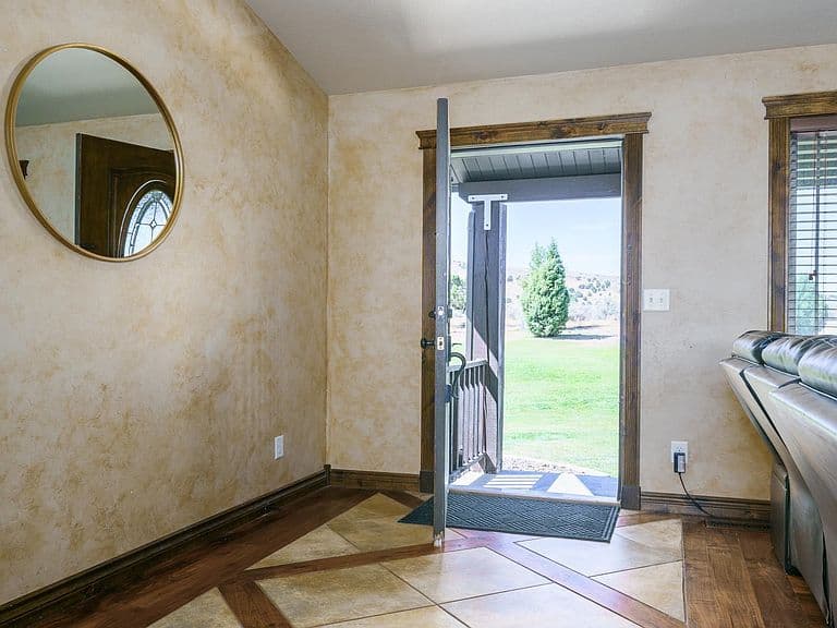 8432 N Facer Mountain Dr photo 5