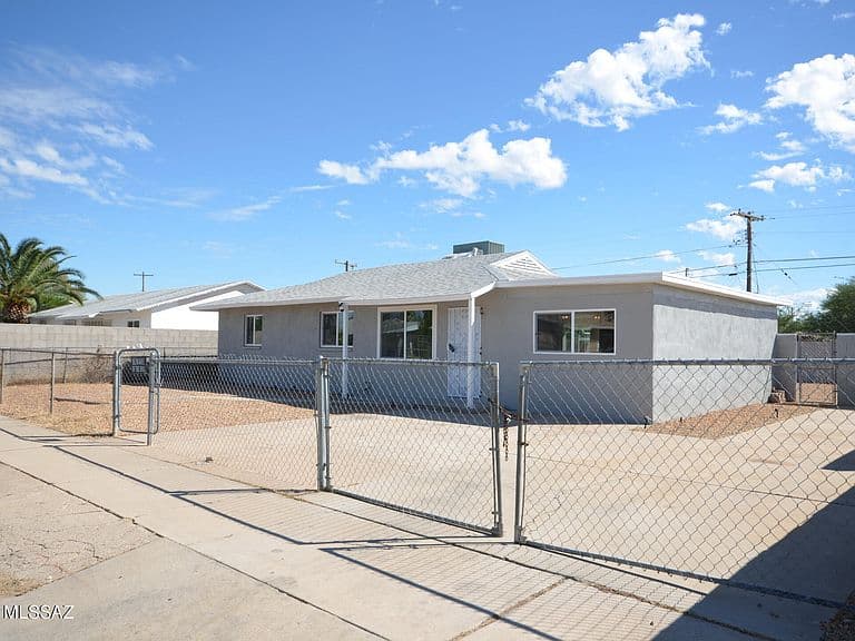 2602 E Coconino Vis photo 2