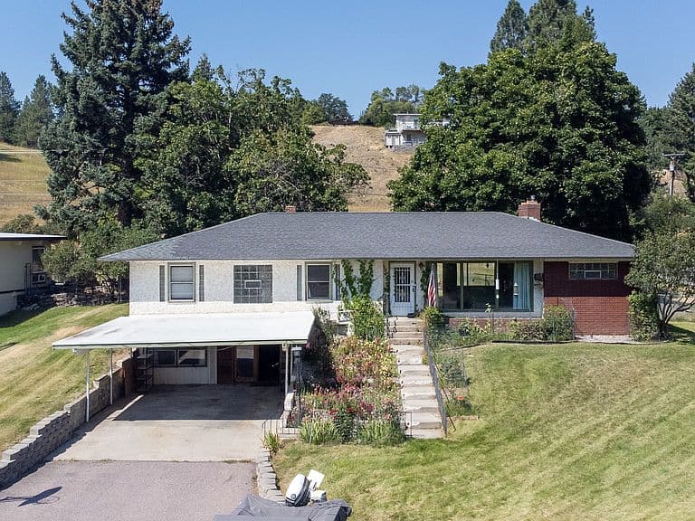 101 Takima Dr photo 4