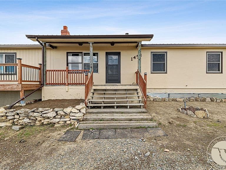 1458 Black Eagle Trl photo 5