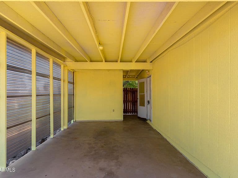 18 W SAFFORD Street photo 4