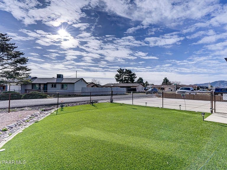 3500 N Greg Dr photo 4