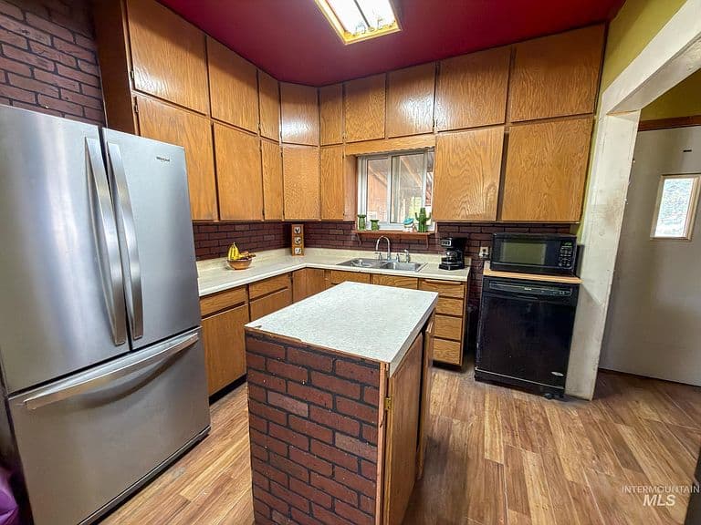 1318 Elba Ave photo 4