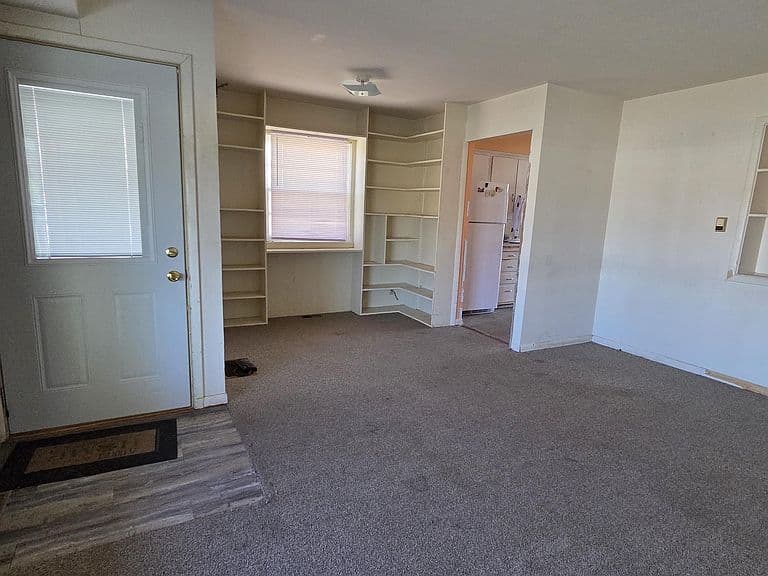 1400 Howell Ave photo 5