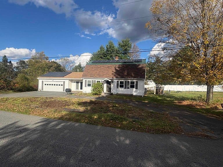 5 Hargrace Drive photo 1