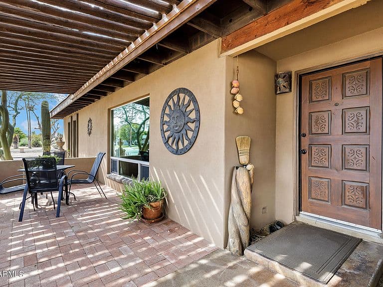 3602 E DESERT COVE Avenue photo 5