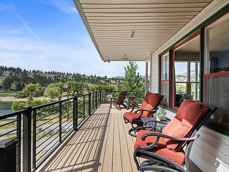 3756 E Shore Dr photo 5
