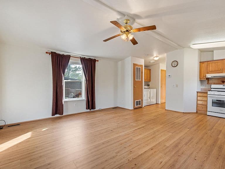 13800 Highway 40 photo 3