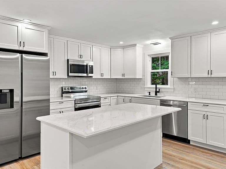 153 Squantum Road photo 2