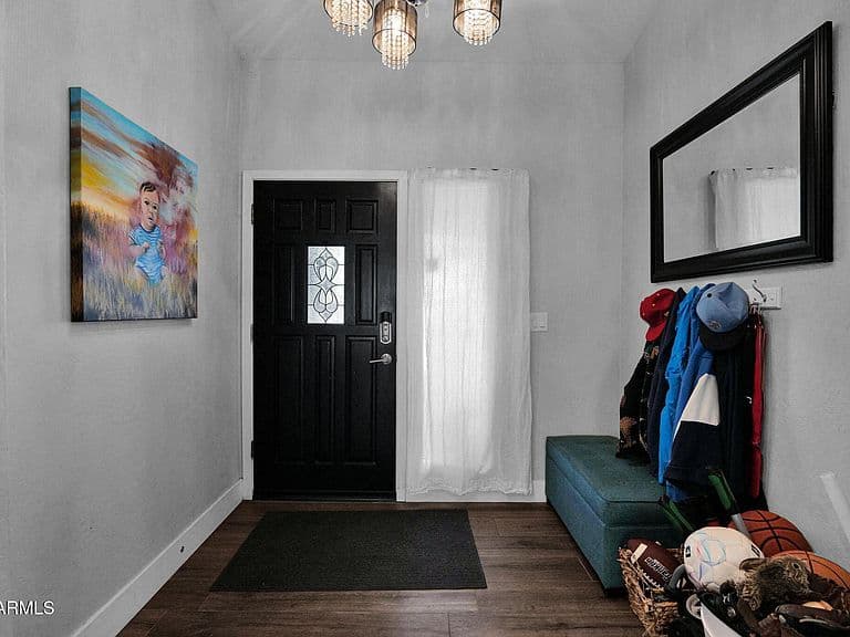 410 S JAY Street photo 5