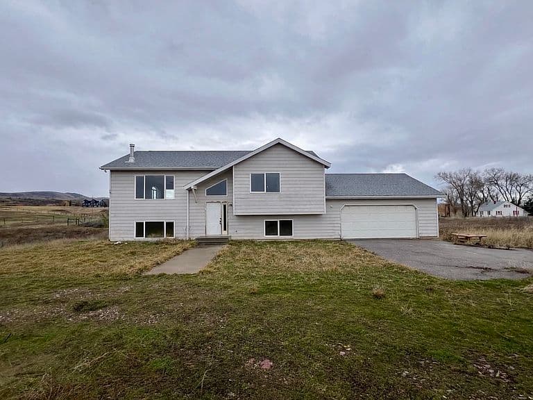 62311 Ash Ln photo 1