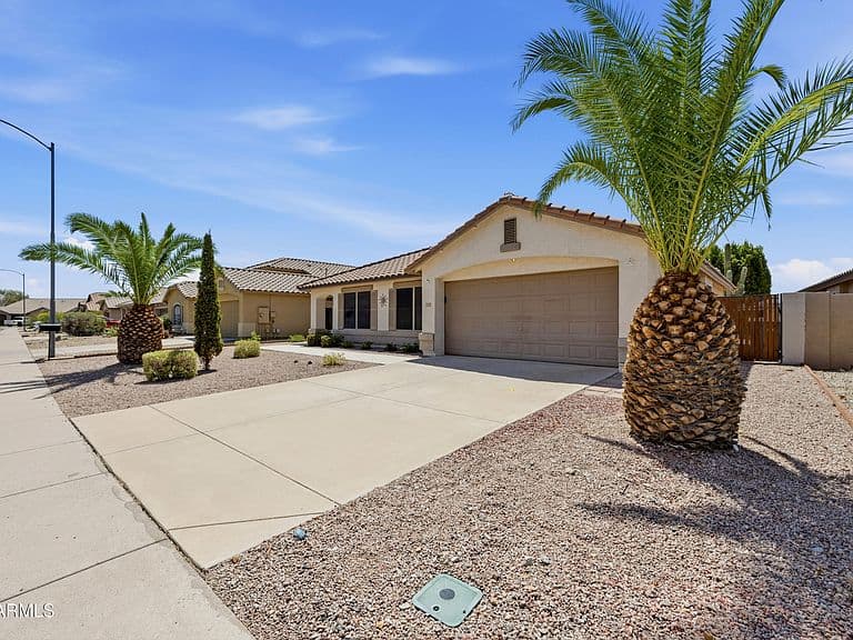 10145 W Potter Drive photo 3