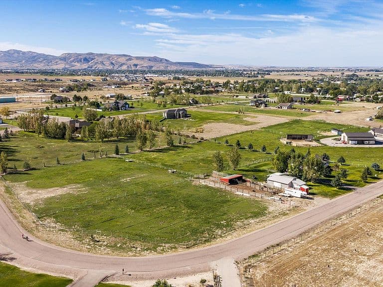 10895 Deerridge Dr photo 5