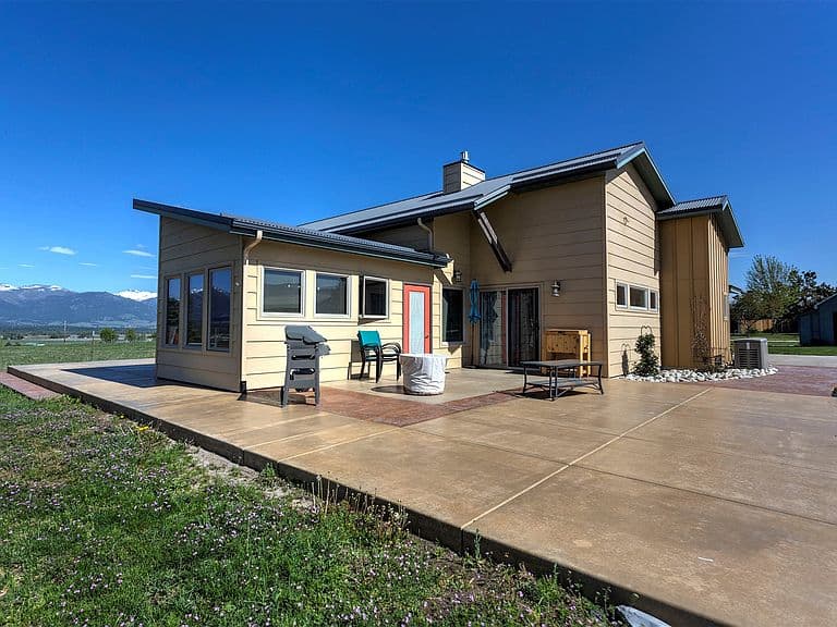 753 Heaven Bound Ln photo 2