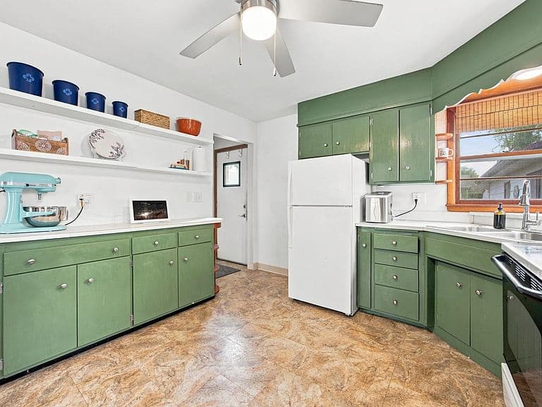 1408 13th St N photo 5