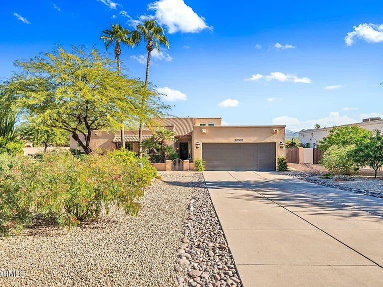 18532 E HORSESHOE Bend photo 2