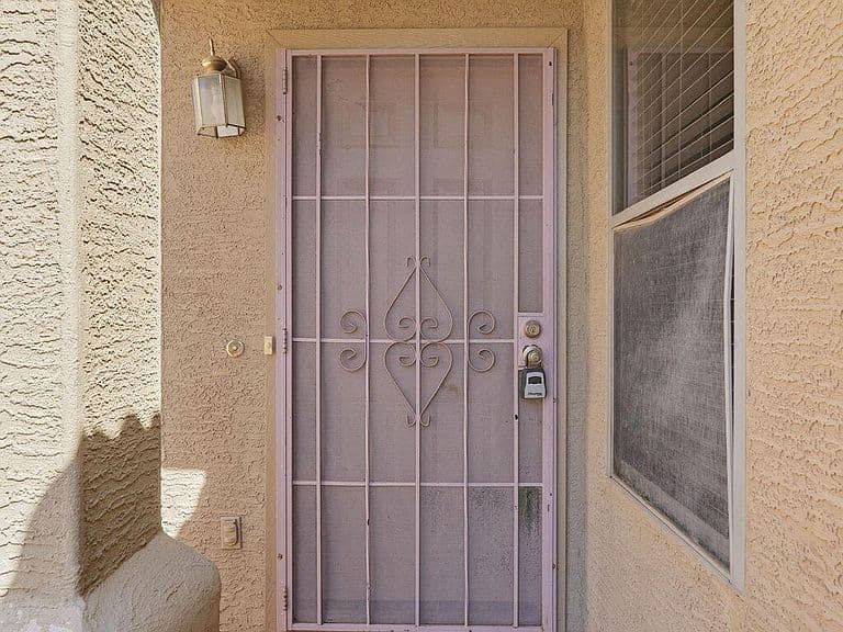 15198 W POLK Street photo 3