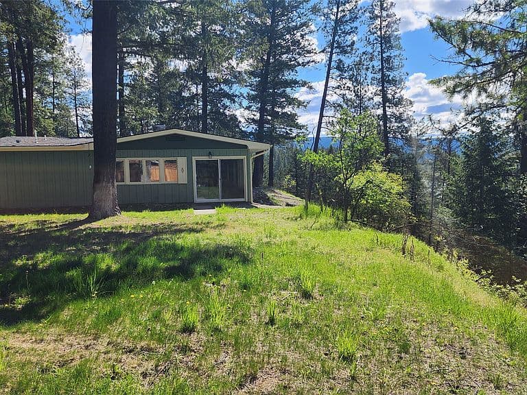 1497 Kootenai River Rd photo 5