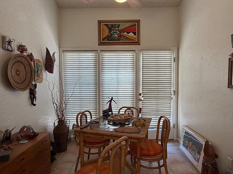 7211 E VALLEY VIEW Road photo 3