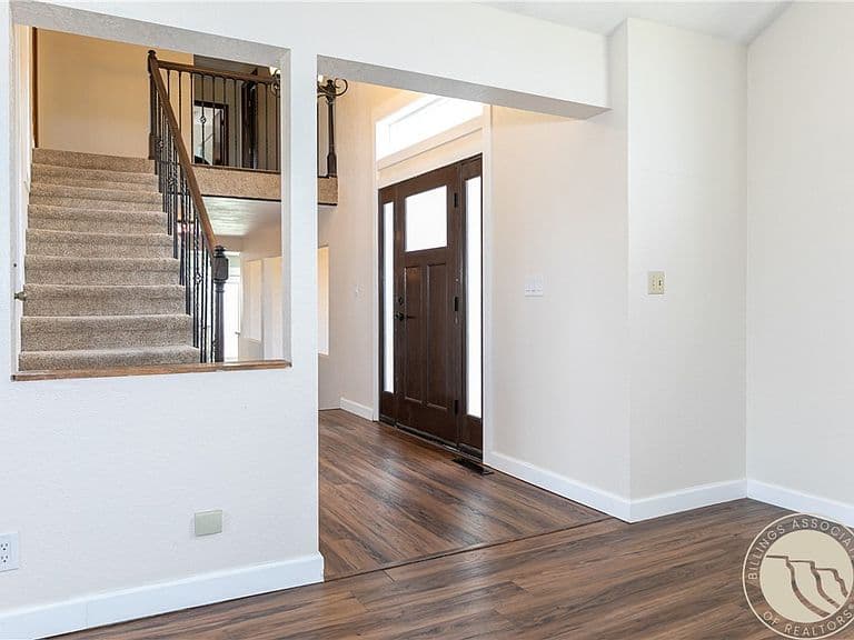 5547 Sweetgrass Creek Dr photo 3