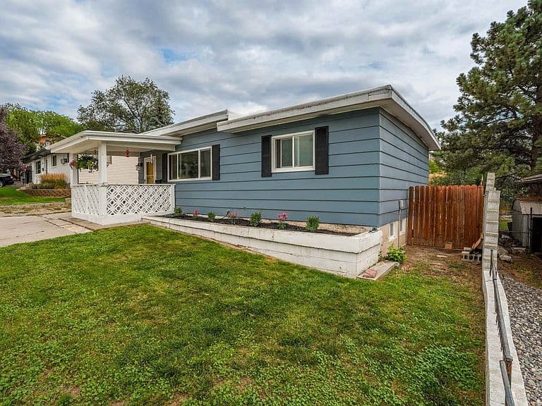 635 El Rancho Blvd photo 3