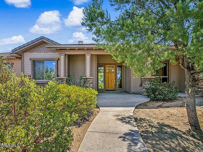 5495 W Carma Circle photo 4