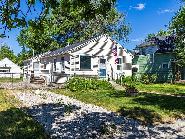 506 Date Ave photo 2
