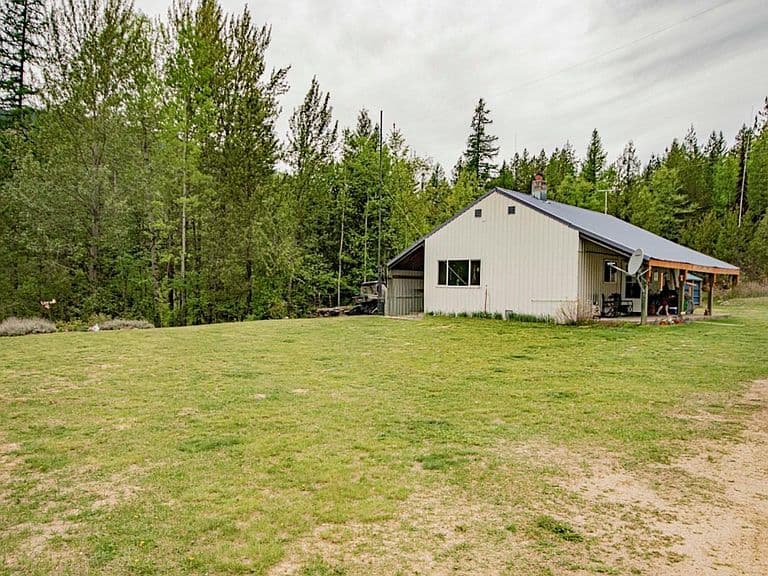 2884 Morris Rd photo 4