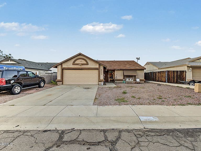 3350 W ROSE GARDEN Lane photo 2