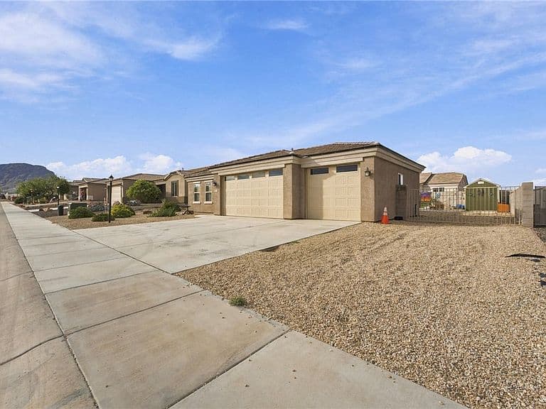 2673 E Punta Vista photo 4