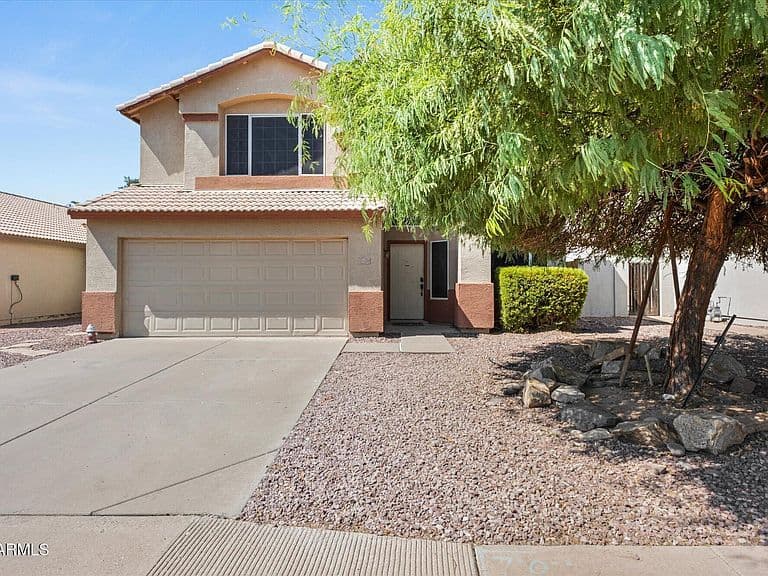 4634 E HOPI Avenue photo 1