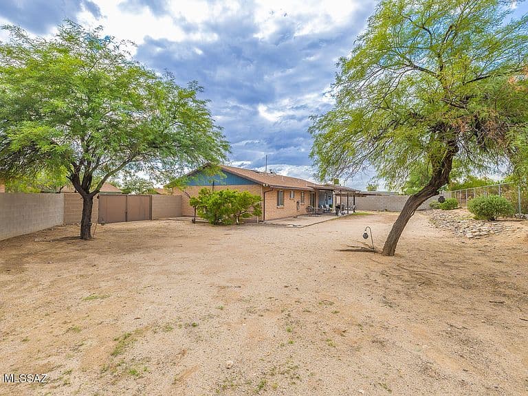9170 N Rock Dove Pl photo 5