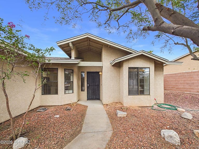 4140 W Melinda Ln photo 2