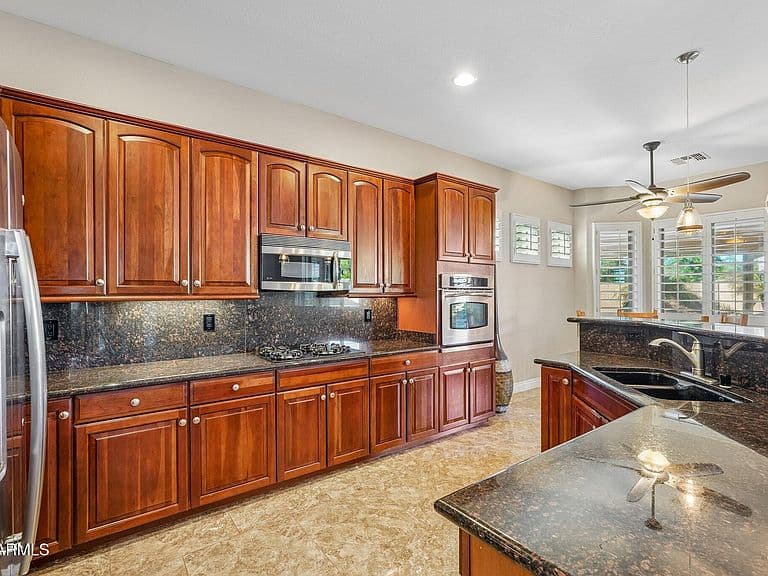 13634 W CARIBBEAN Lane photo 3