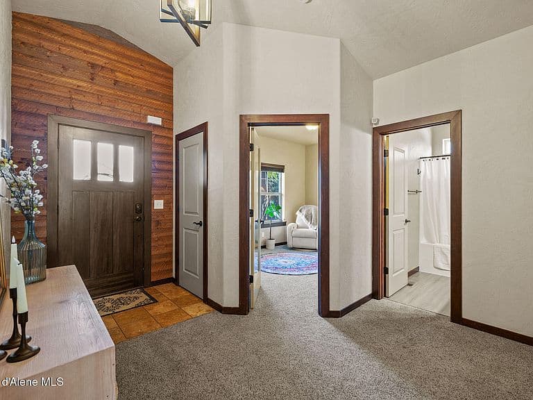9311 N Justice Way photo 5