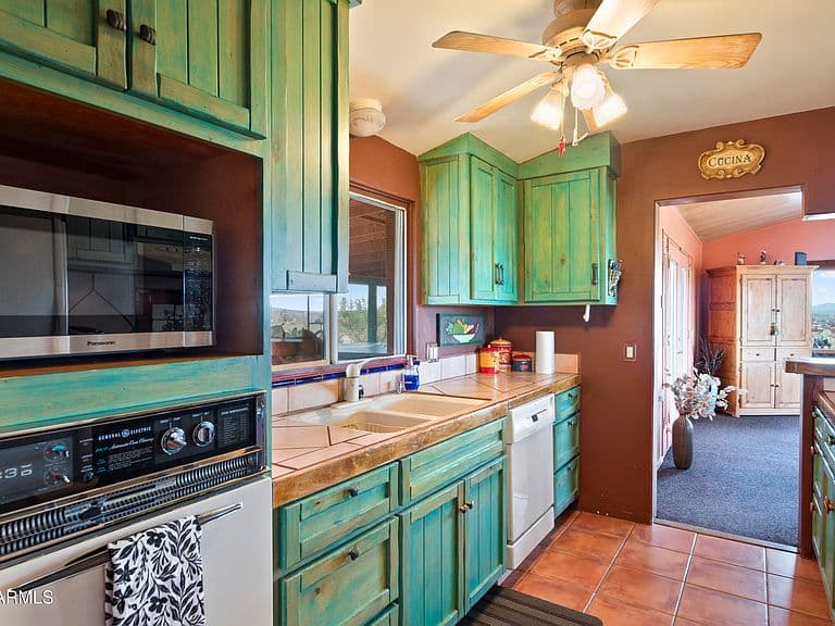 32730 W Jones Rd photo 3