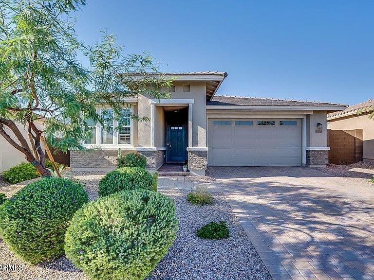 13742 W CHUCKS Avenue photo 1