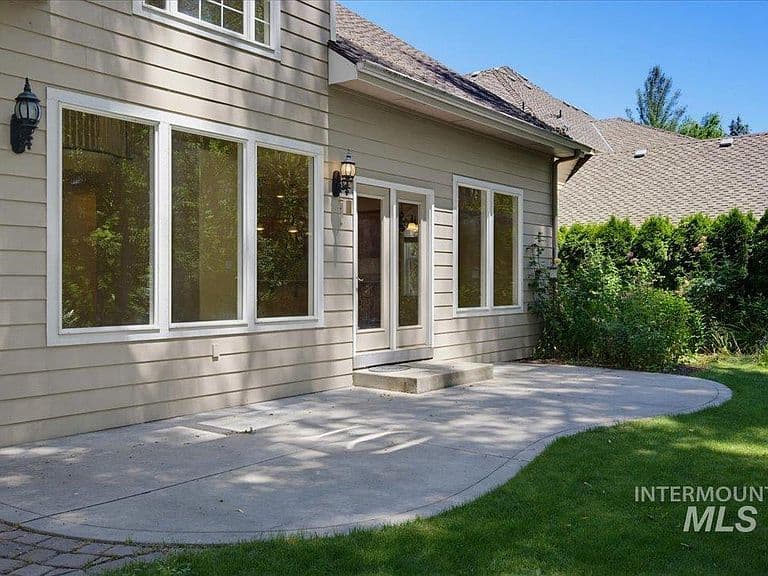 1948 S Riverford Pl photo 4
