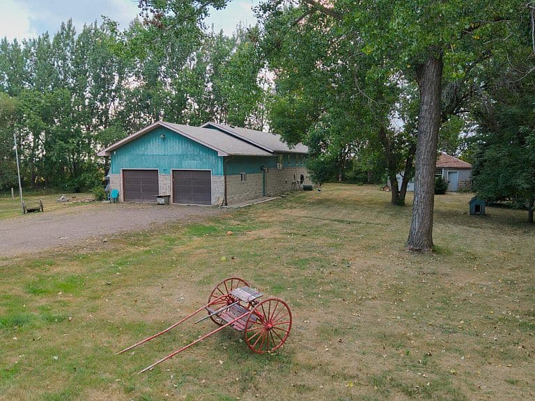 3825 86 1/2 Ave SE photo 5