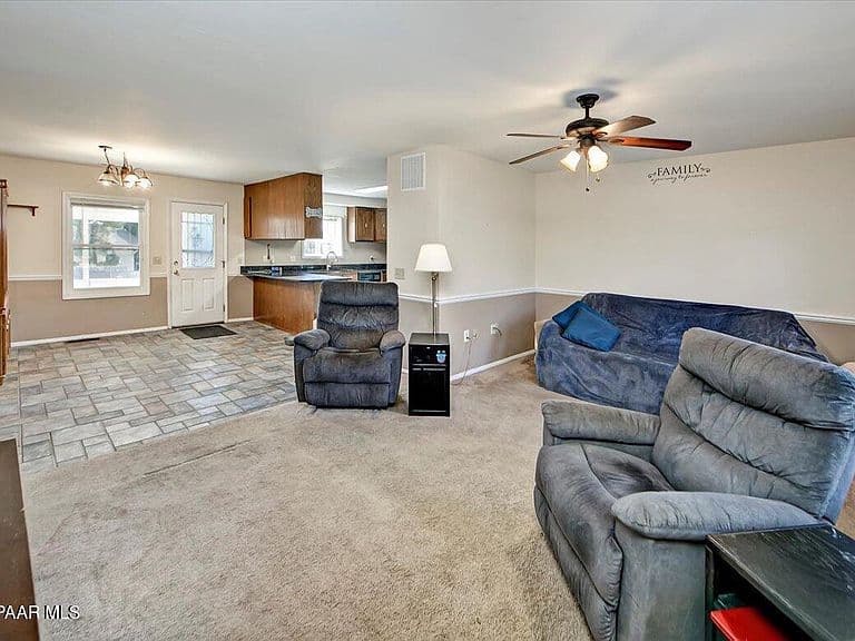 10833 E Oxbow Dr photo 3