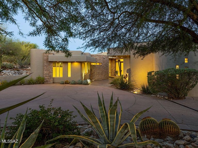 1893 E Quiet Canyon Dr photo 1