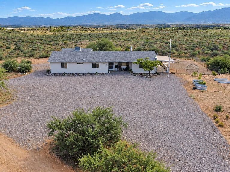 12885 E CARDINAL Way photo 3