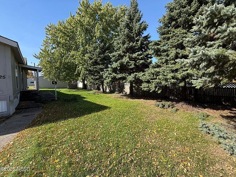 25 8th St SW photo 5