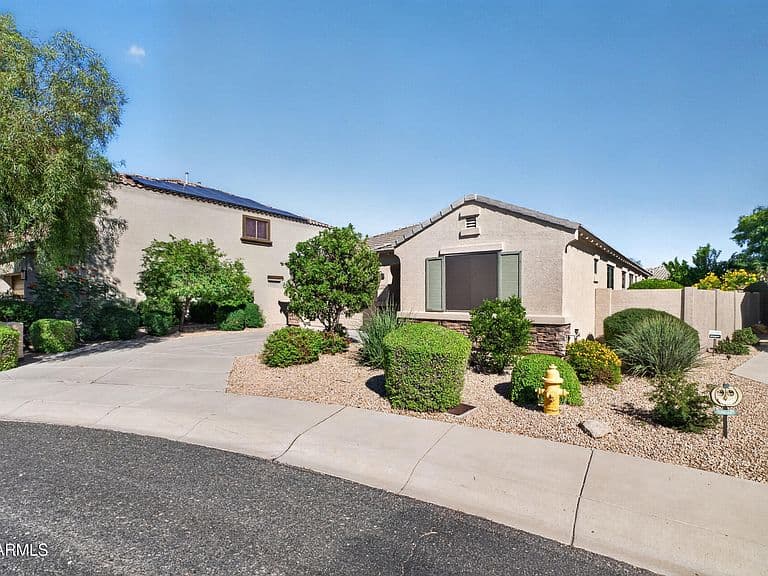 23229 N 40TH Way photo 3