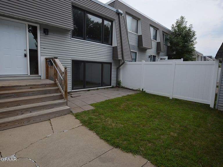 922 N 39th St photo 3