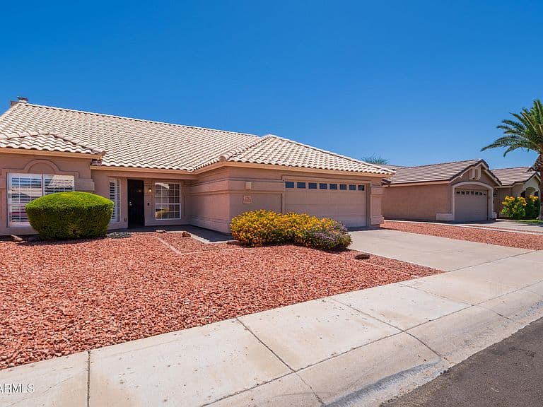 6023 W BLACKHAWK Drive photo 4