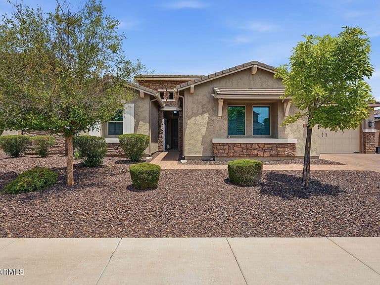 9358 W FOOTHILL Drive photo 4