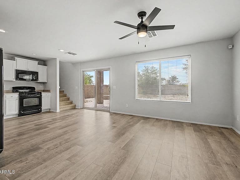 2542 N PALO VERDE Drive photo 4