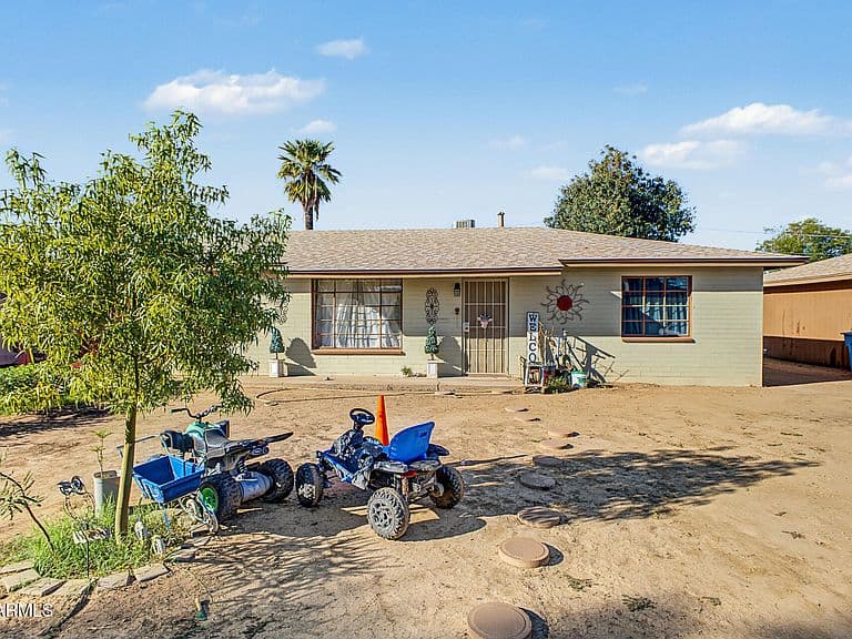 3416 W MONTECITO Avenue photo 2